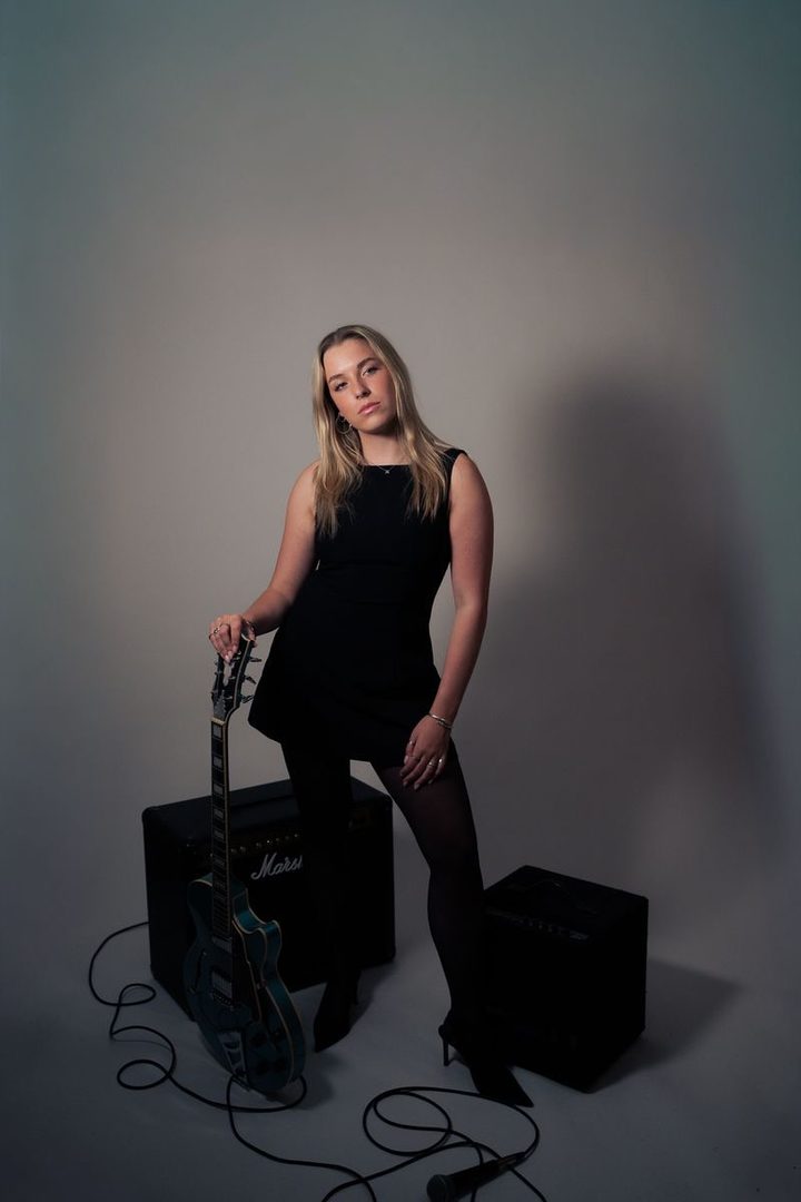 Jessica B, corporate events singer in London