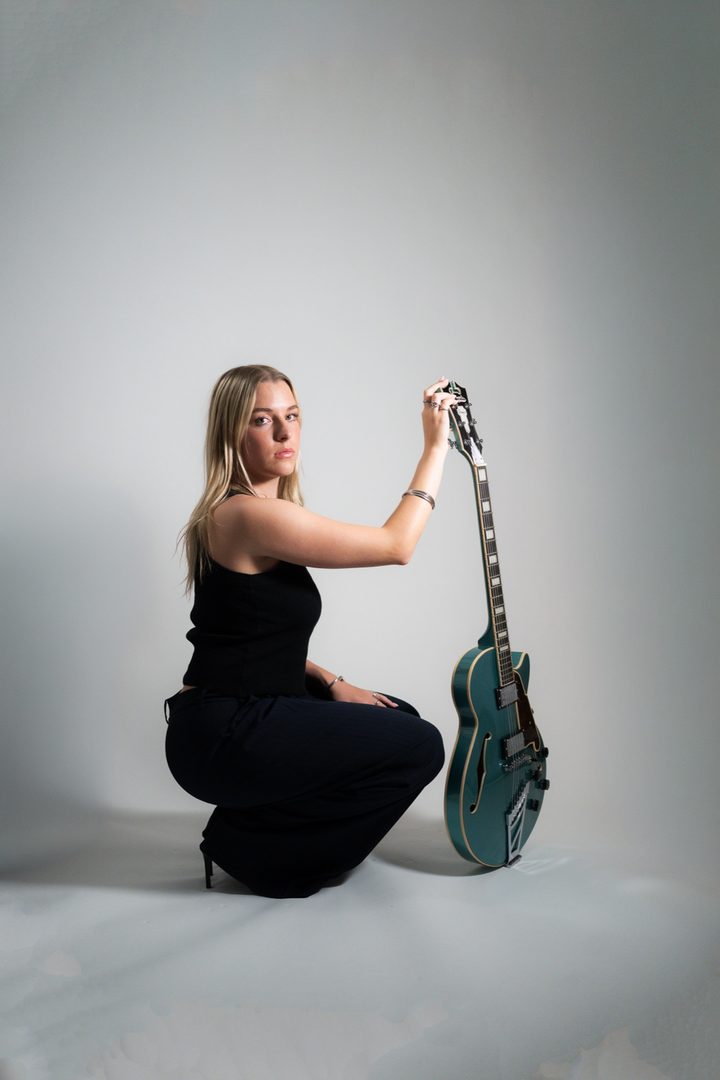 Jessica B, wedding singer in London